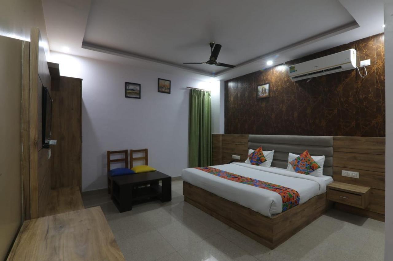 Icyhotels Hl Inn Chinhat Kültér fotó